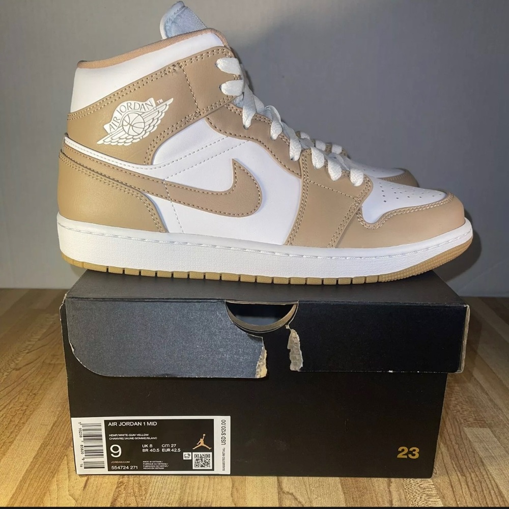 Nike Air Jordan 1 Mid Hemp Tan Gum Sneakers (554724-271) Men's Size 9